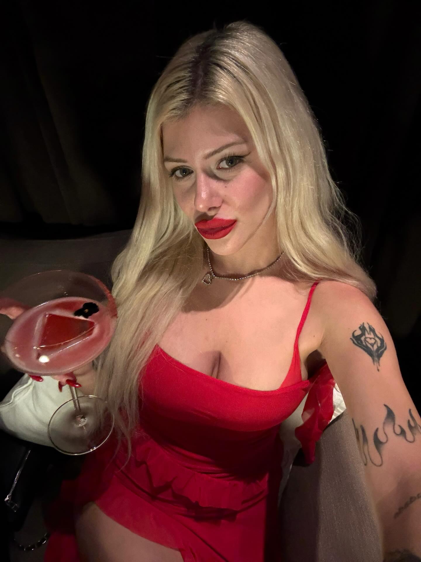 Nehir Istanbul Masoz Avrupa Yakasi Eve Gelen Masoz